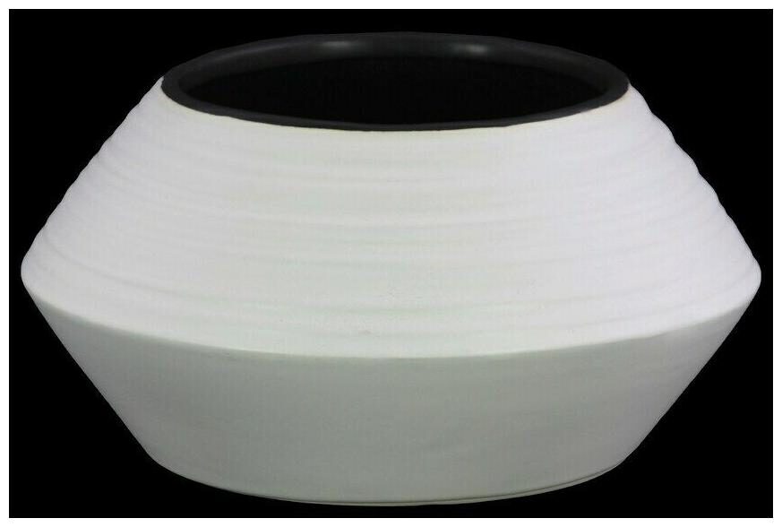 

Flared Bellied Round Vase With Combed Design In Ceramic White