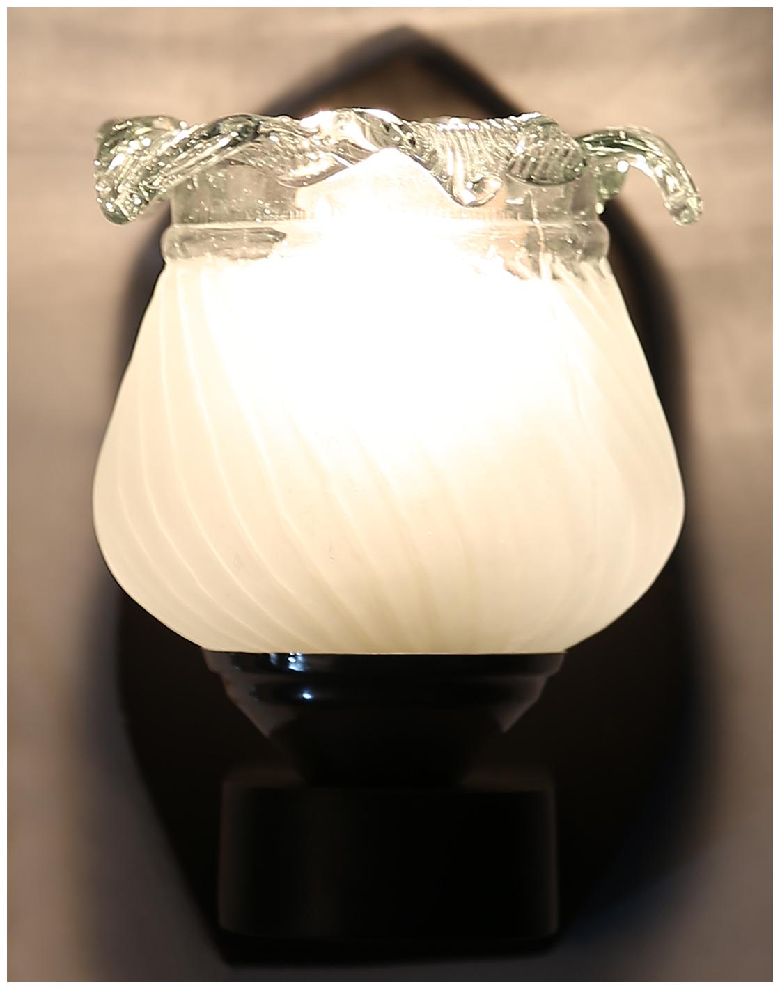 

Gojeeva New Designer Decorative Wall Light Lamp( Set Of 1)