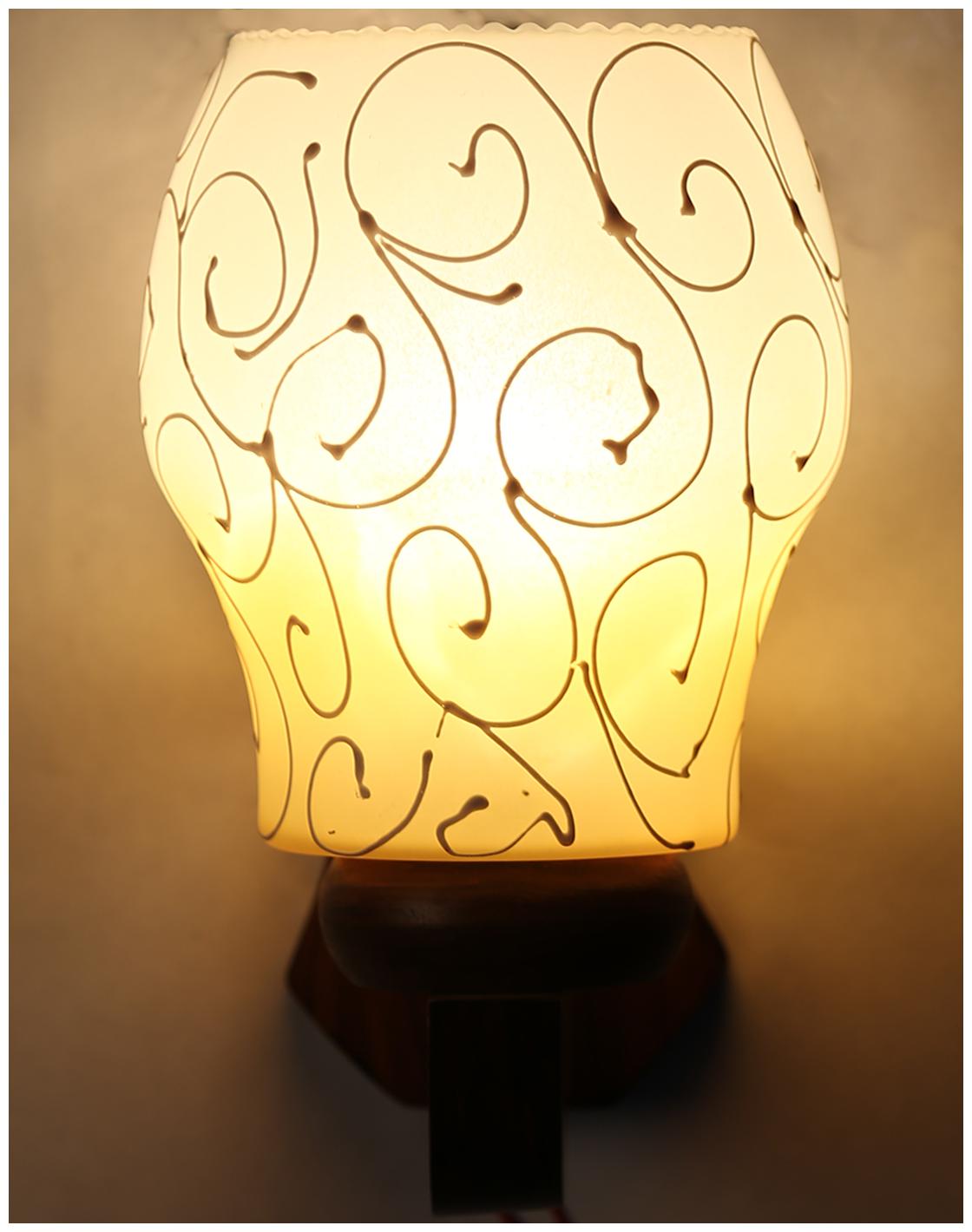 

Gojeeva New Designer Decorative Wall Light Lamp( Set Of 1)