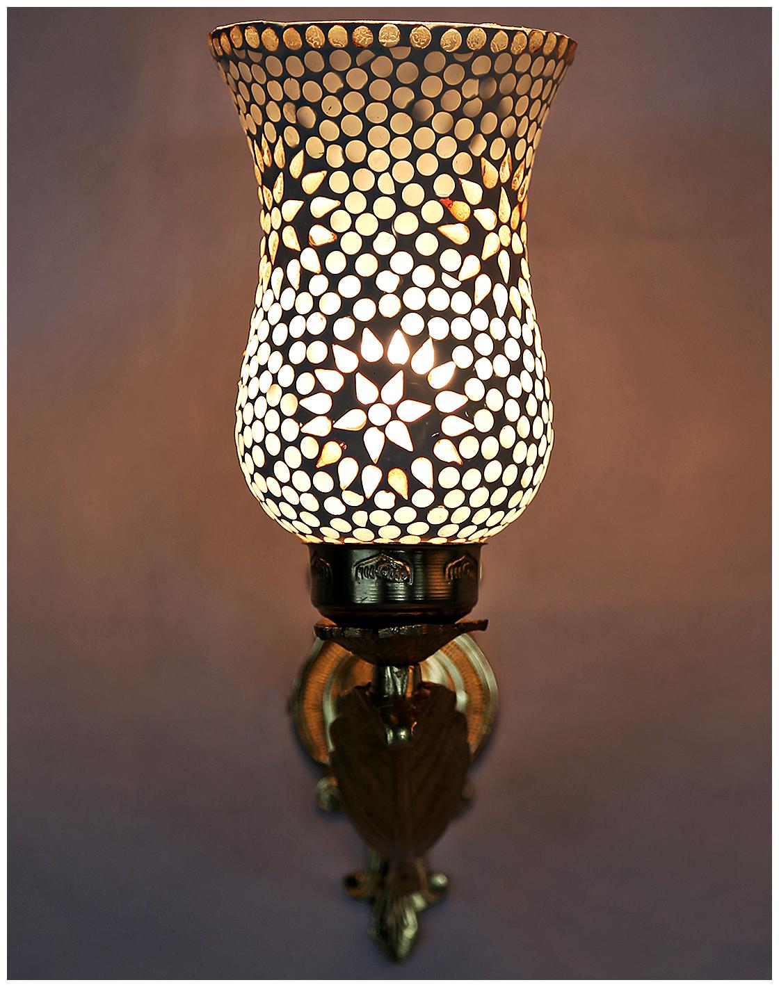 

Gojeeva Pendants Ceiling Lamp pack of 1