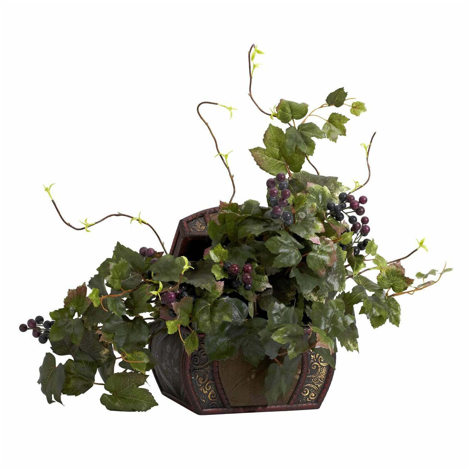 

Grape Leaf with Chest Silk Plant