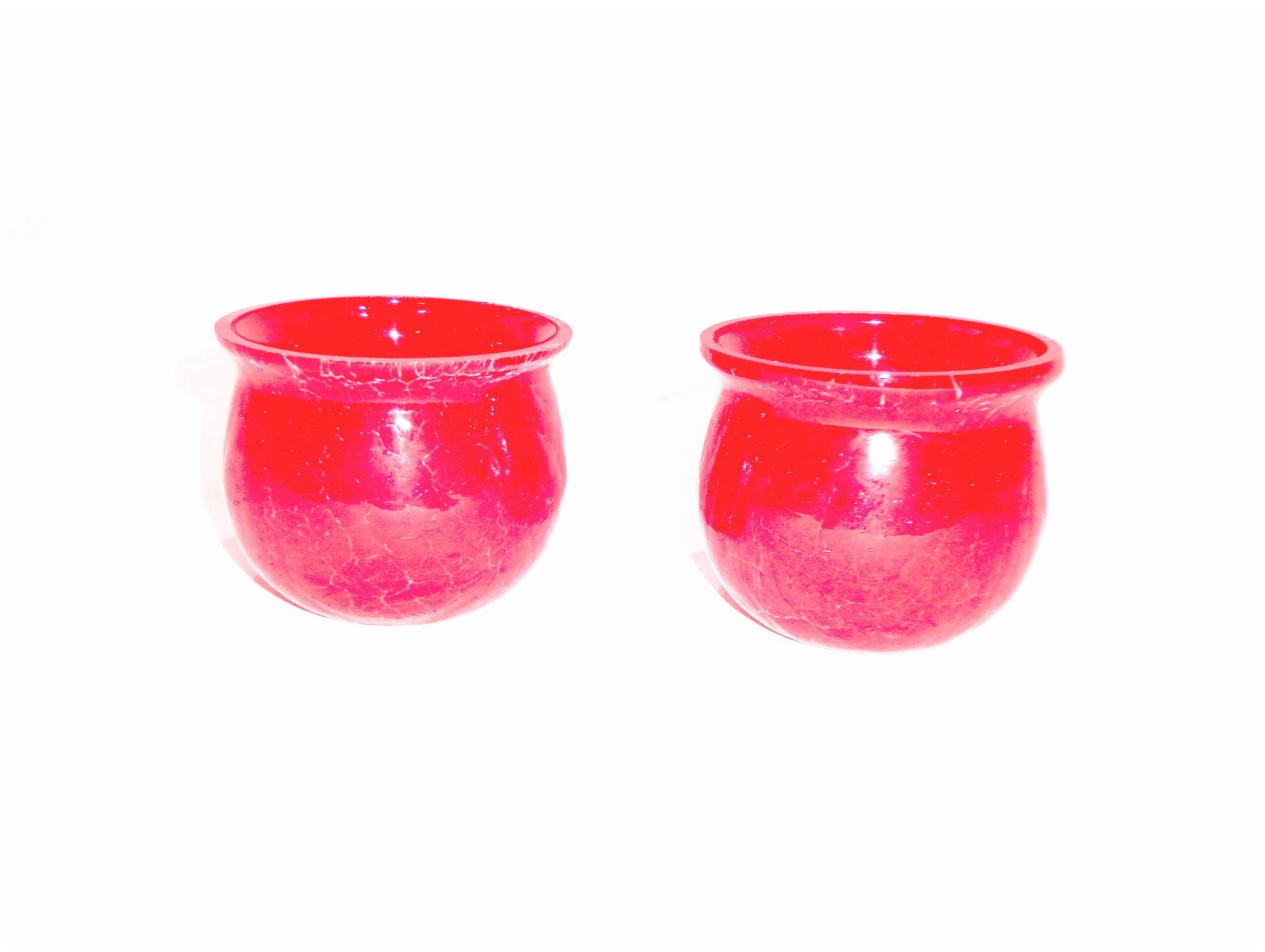 

Gupta Glass Exports Glass Red Candle holder