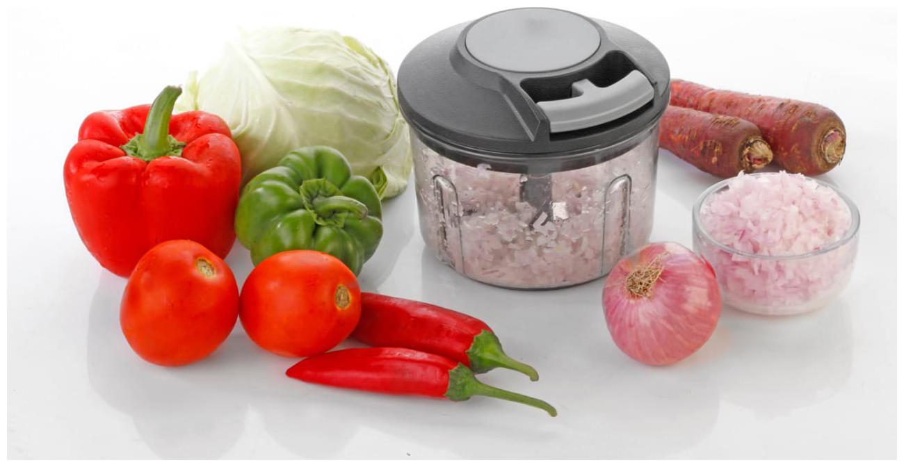 

Handy Chopper 750 ml with Pull Cord Technology and 3 Stainless Steel Blades Eco Friendly Design Vegetable Fruit Chopper (Black)