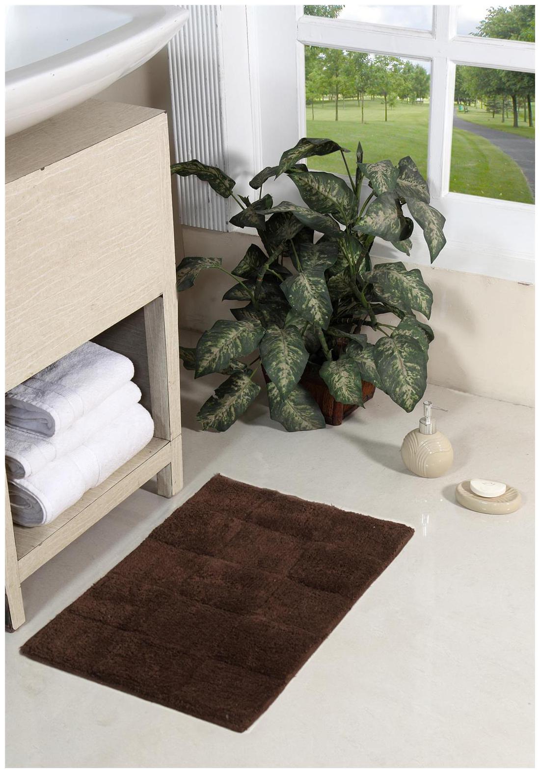 

Homefurry Brown Glossy Tiles Cotton Bath Mat