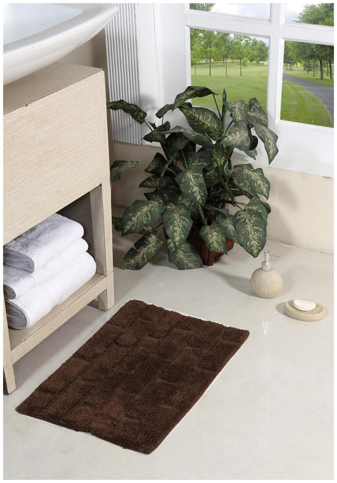 

Homefurry Brown Glossy Bricks Cotton Bath Mat