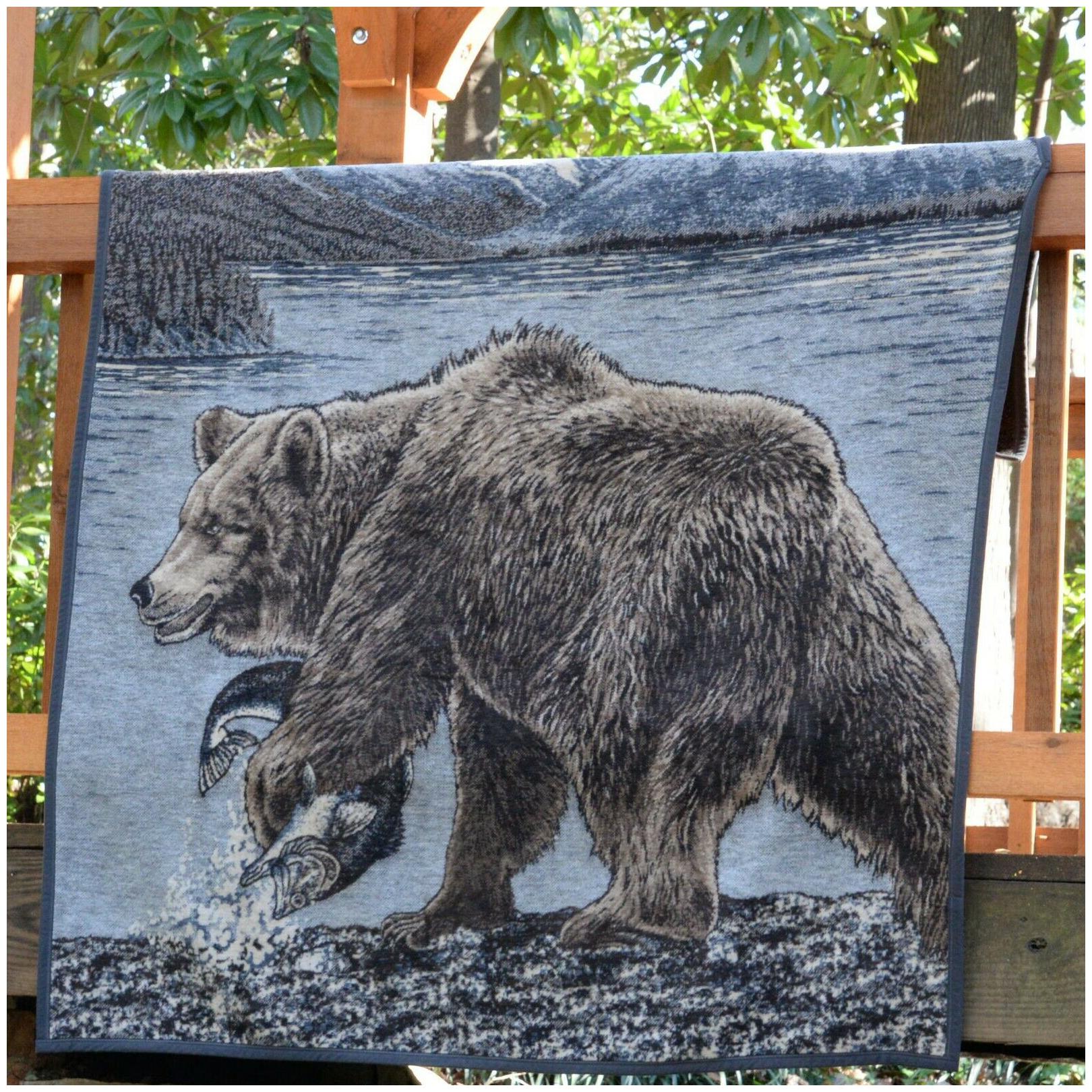 

IBENA Wildlife Soft and Plush Jacquard Woven Cotton Blend Throw Blanket Bear