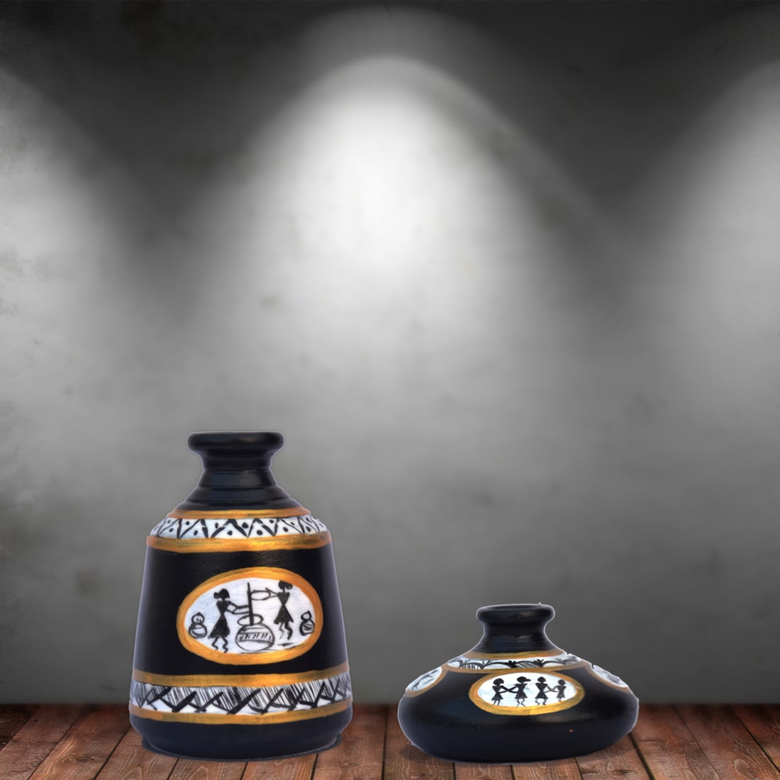 

iHandikart Handicraft Terracotta Table Pots with Handpainted Warli Painting Madhubani Painting (4 inches Pack of 2) IHK7001-14