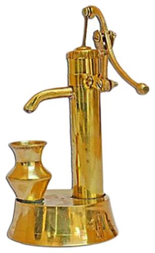 

InspirationWorld Brass Miniture Handpump