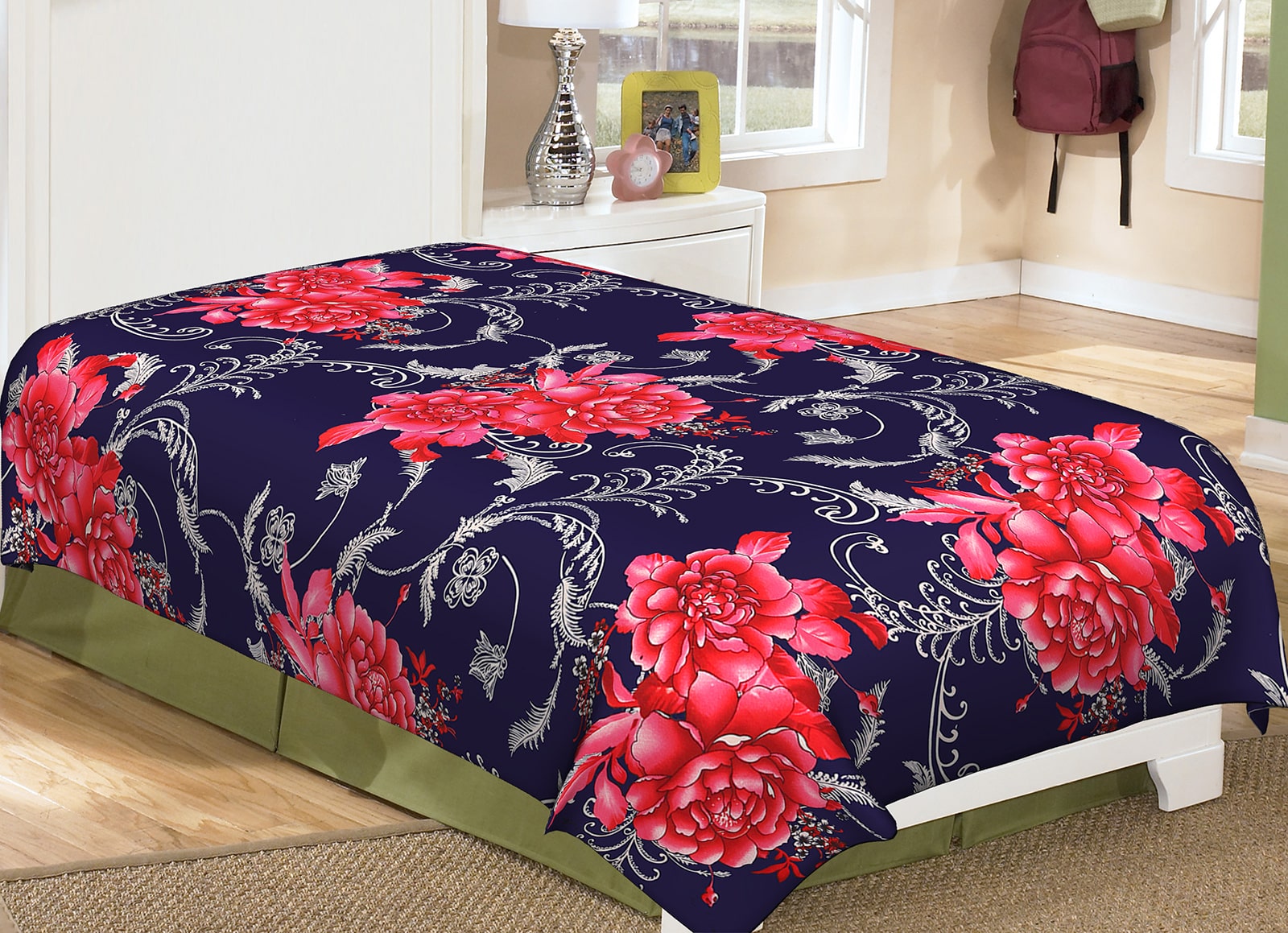 

Jaipur Pride Metro Living 144 Tc Microfiber Single Floral Bedsheet (Pack Of 1 Blue)
