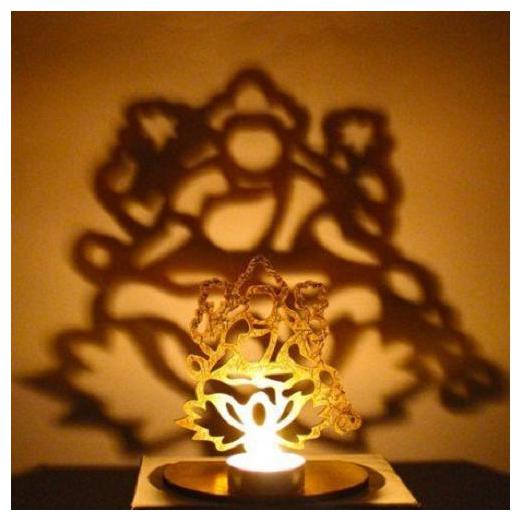 

Kartik Metal Golden Tea light holder