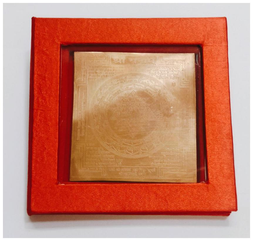 

KESAR ZEMS Pure Copper Shree Yantra With Red Velvet box