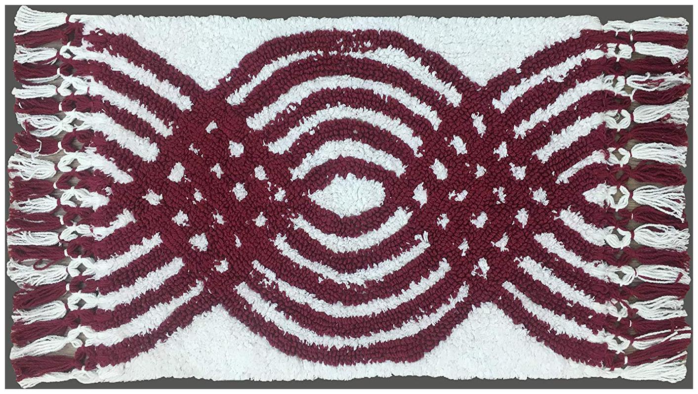 

Kridhay Natura Life Curve Designer Reversible 100 Machine Washable and Super Soft bathmat (Maroon)