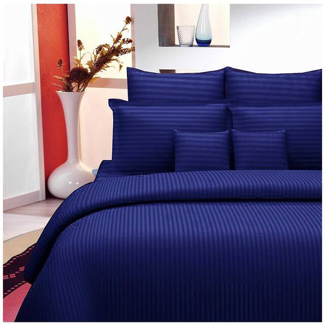 Lali Prints Cotton Striped King Size Bedsheet 220 TC ( 1 Bedsheet With 2 Pillow Covers , Blue )