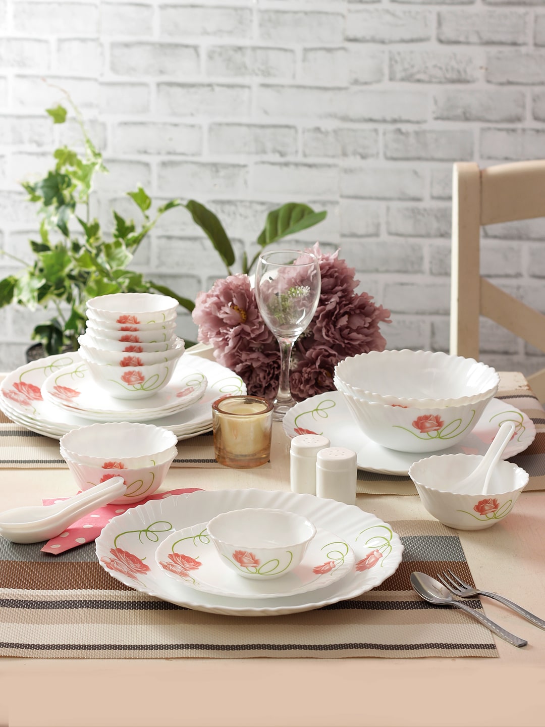 

Laopala Novo Opalware Dinner Set Set of 35pcs Dainty Swrils