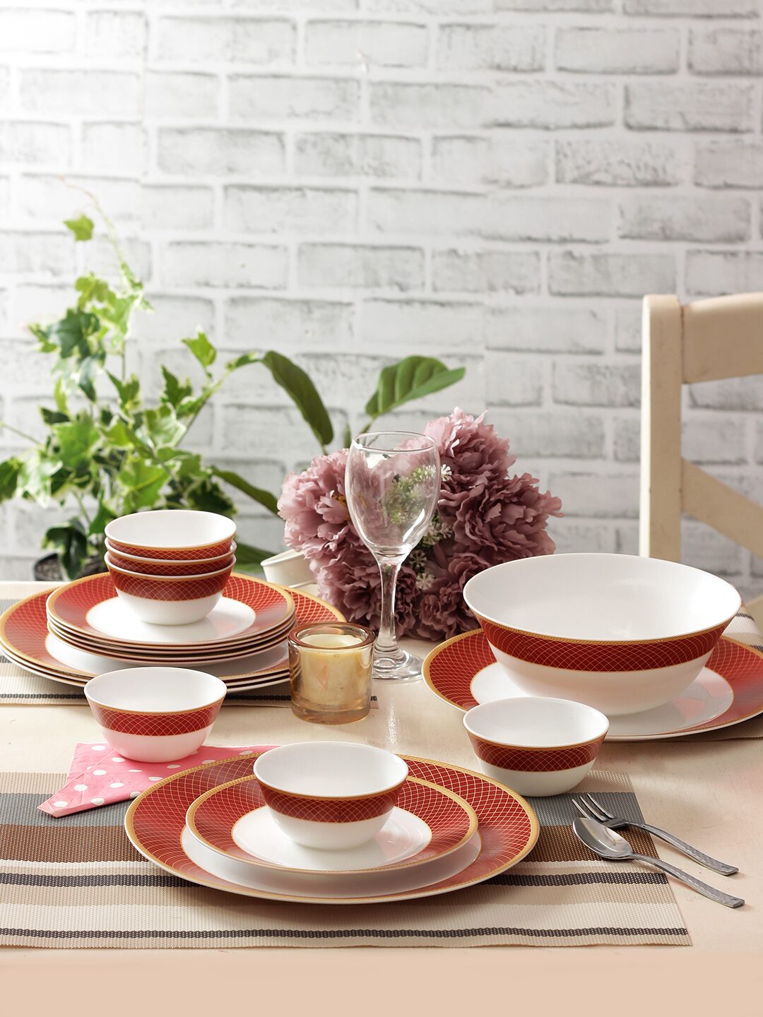 

Laopala Sovrana Opalware Dinner Set Set of 33pcs Regent Red