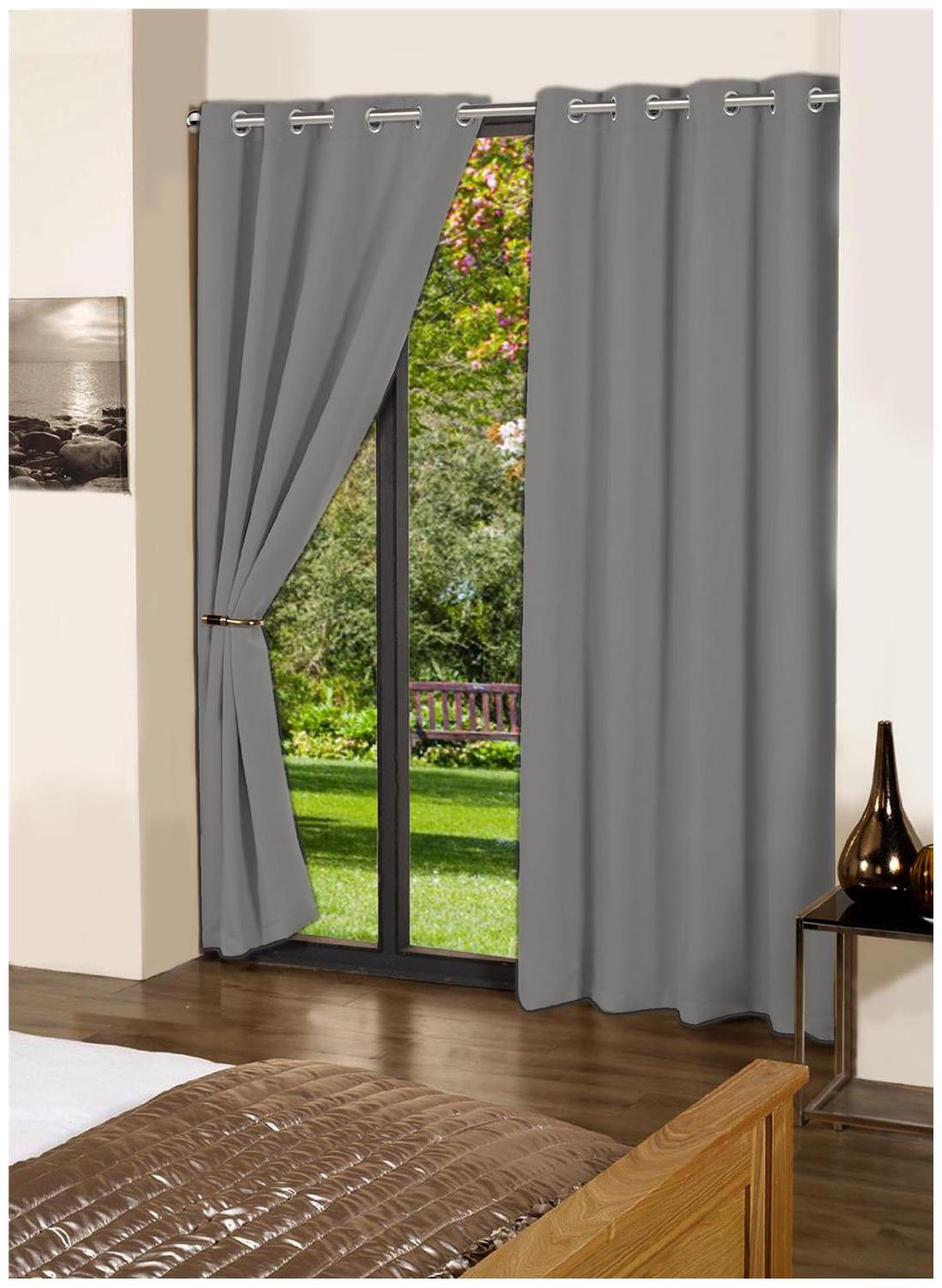 

Lushomes Bachelor Button Plain Cotton Curtains