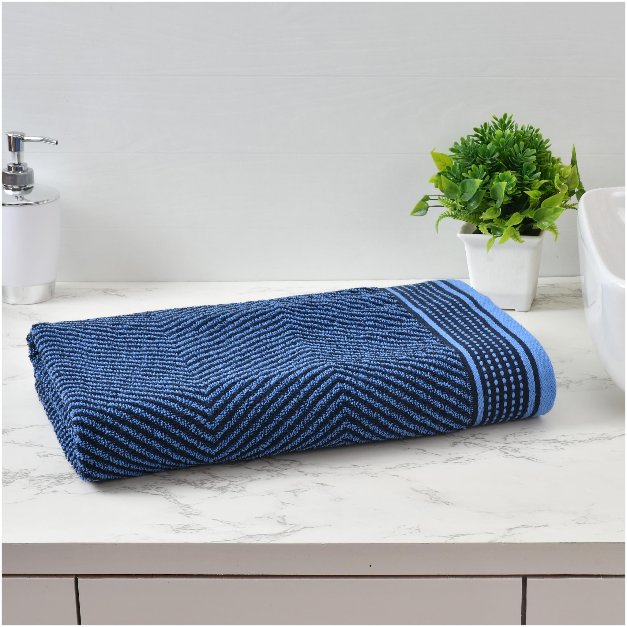

MANNATLIFESTYLE 500 GSM Cotton Bath Towel ( 1 Piece Blue )
