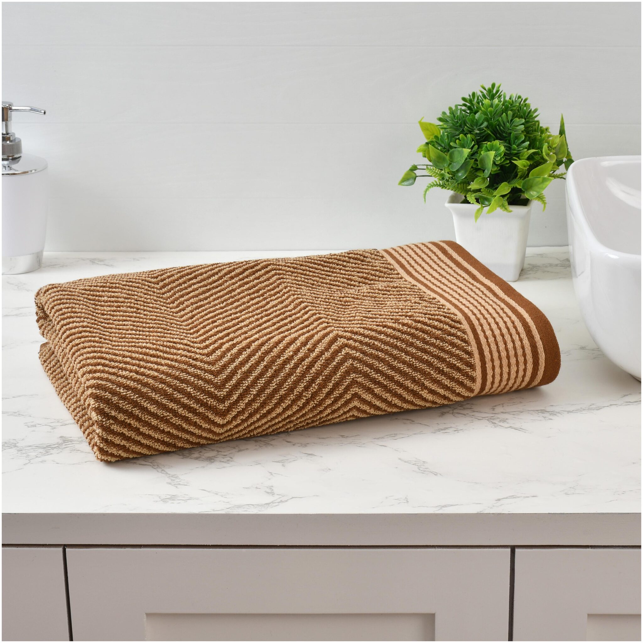 

MANNATLIFESTYLE 500 GSM Cotton Bath Towel ( 1 Piece Brown )