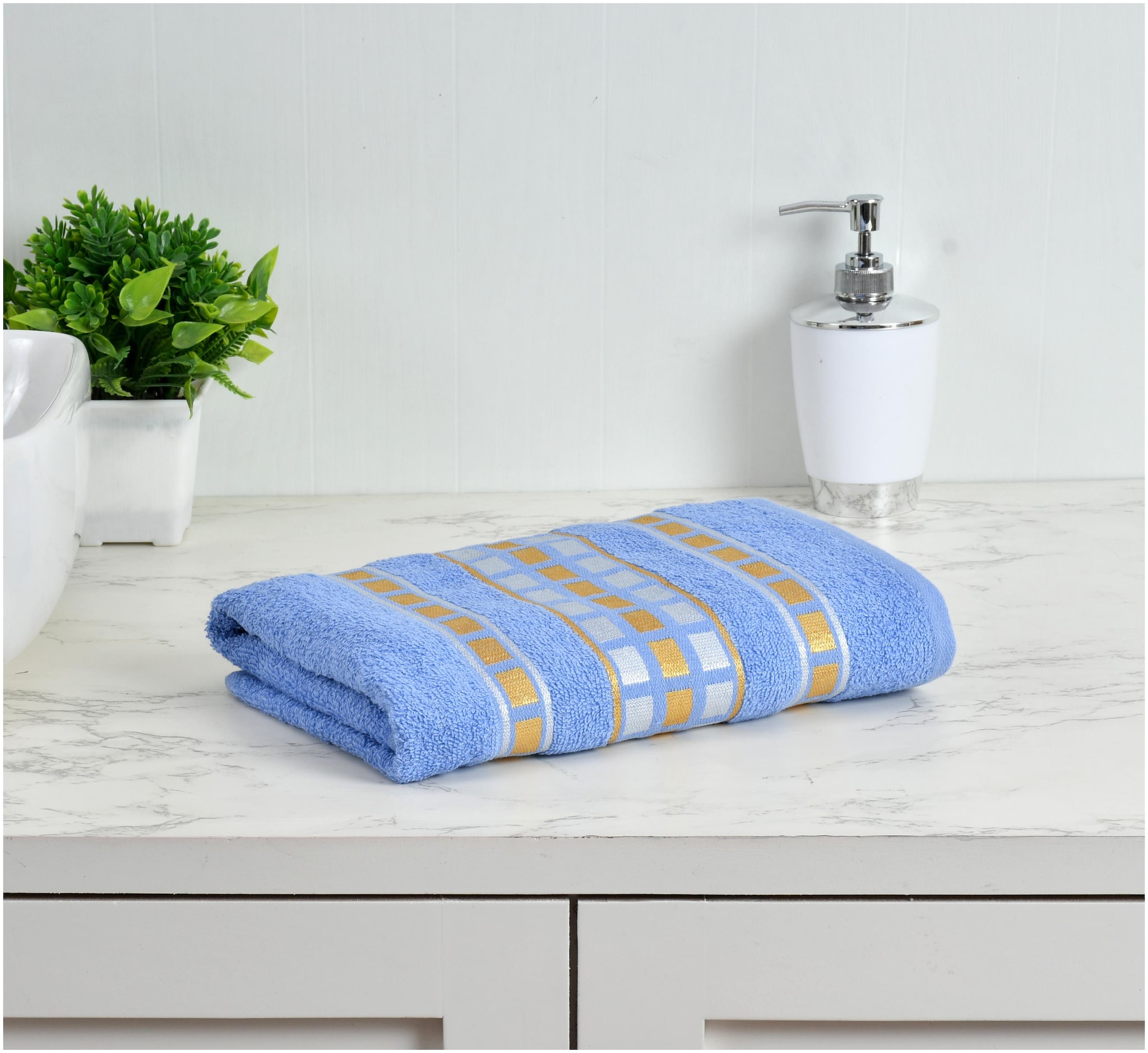 

MANNATLIFESTYLE 400 GSM Cotton Bath Towel ( 1 Piece Blue )
