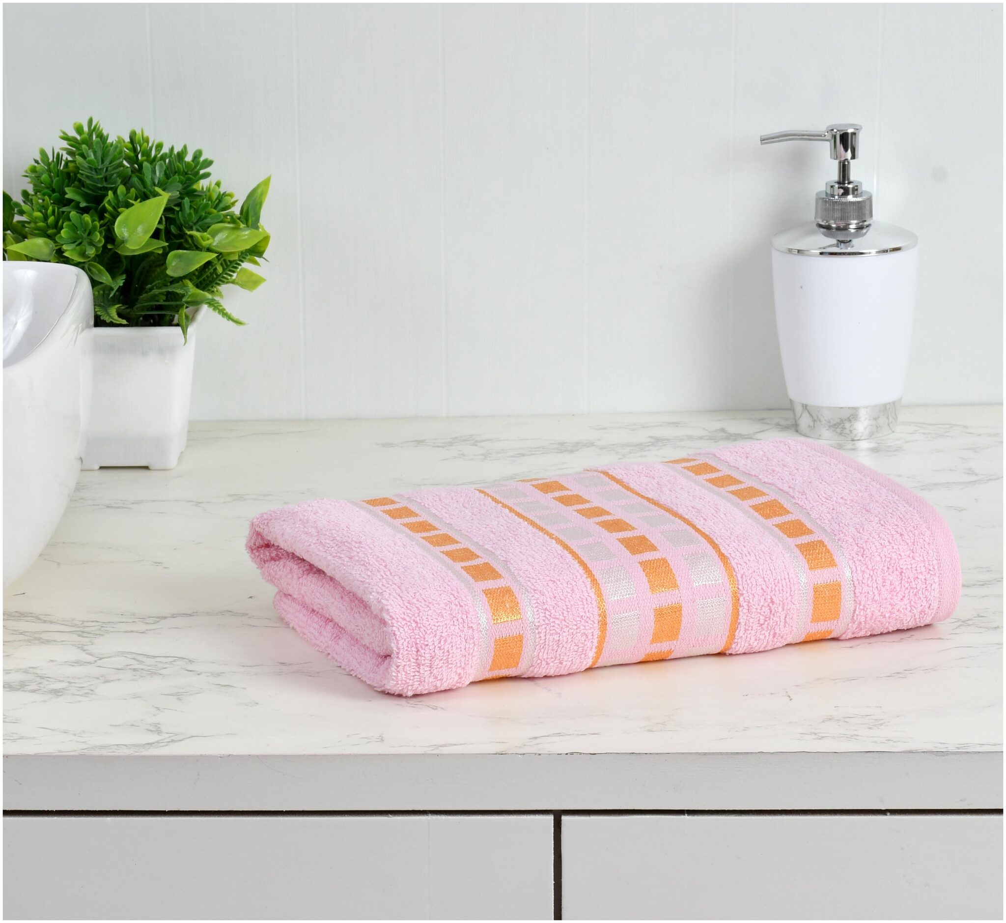 

MANNATLIFESTYLE 400 GSM Cotton Bath Towel ( 1 Piece Pink )