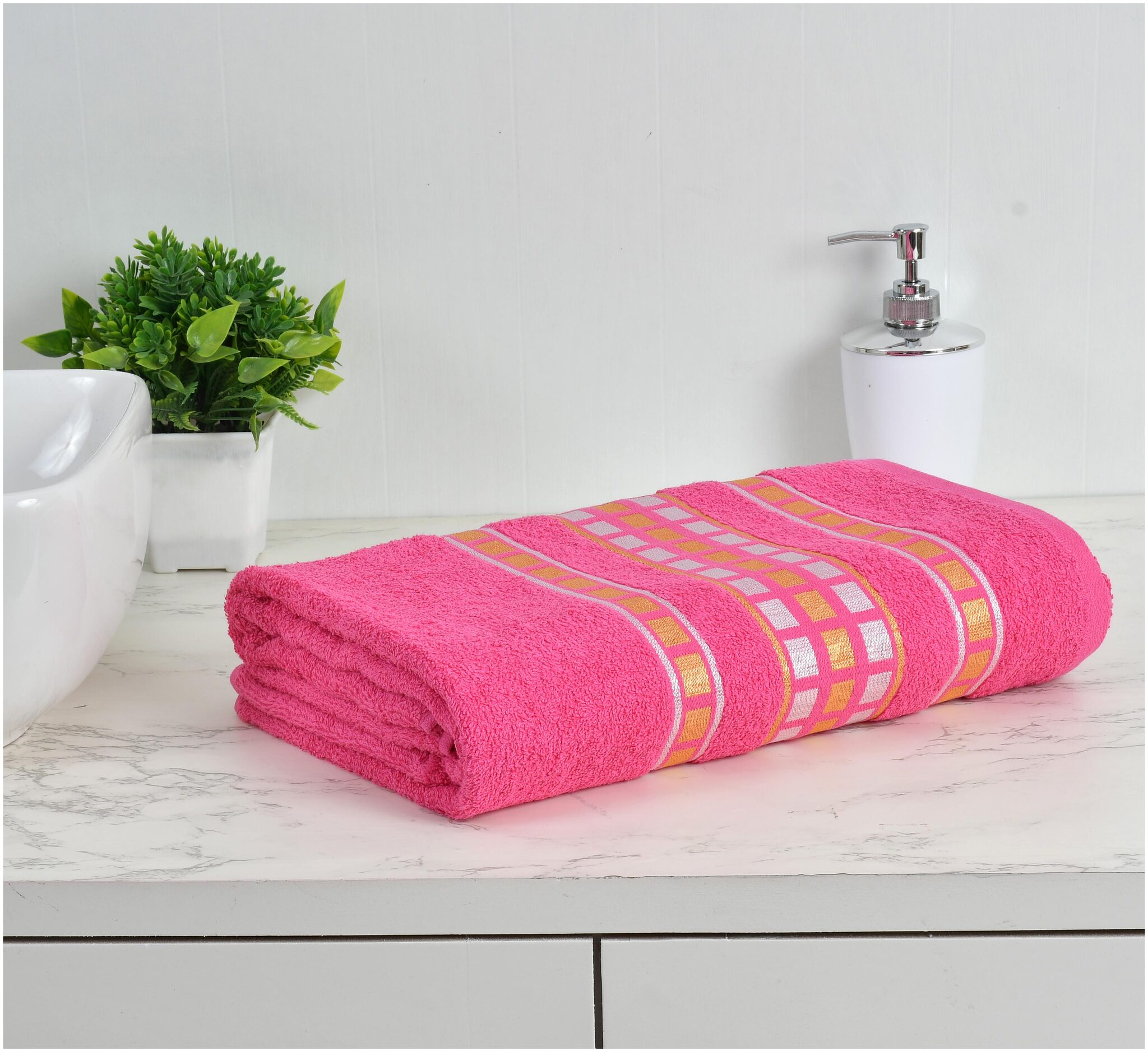 

MANNATLIFESTYLE 400 GSM Cotton Bath Towel ( 1 Piece Pink )