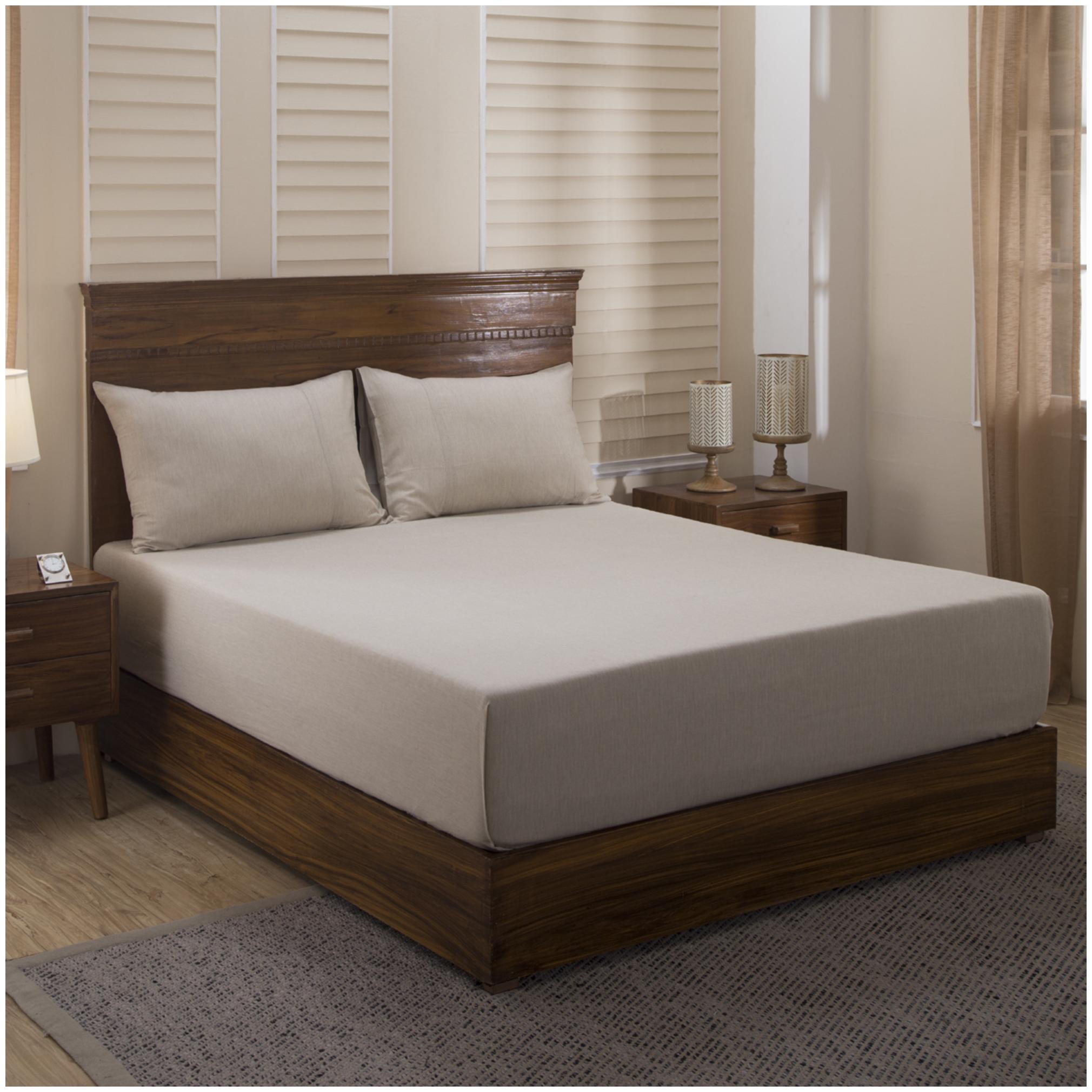 

Maspar Cotton Solid King Size Bedsheet 300 TC ( 1 Bedsheet With 2 Pillow Covers Beige )