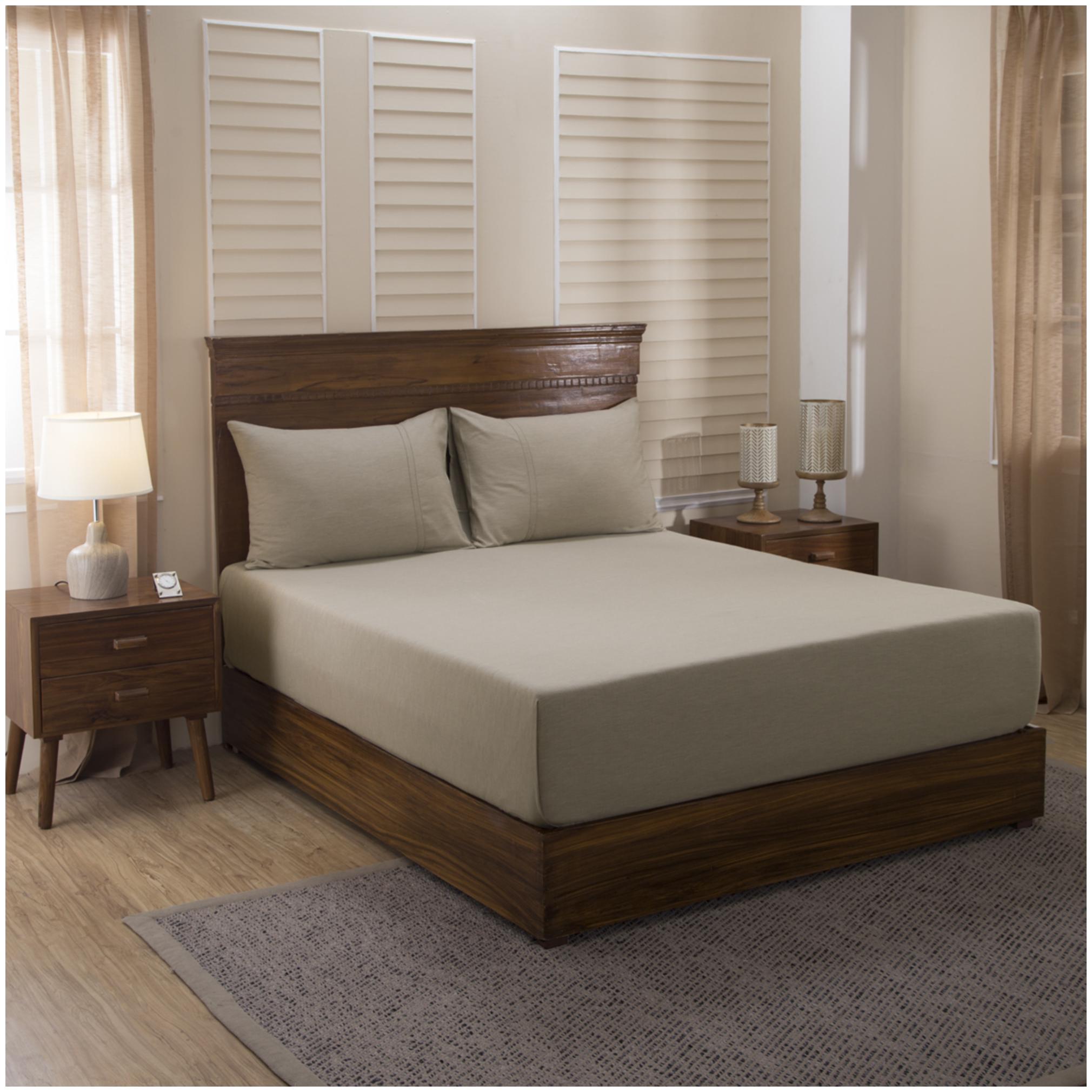 

Maspar Cotton Solid King Size Bedsheet 300 TC ( 1 Bedsheet With 2 Pillow Covers Beige )