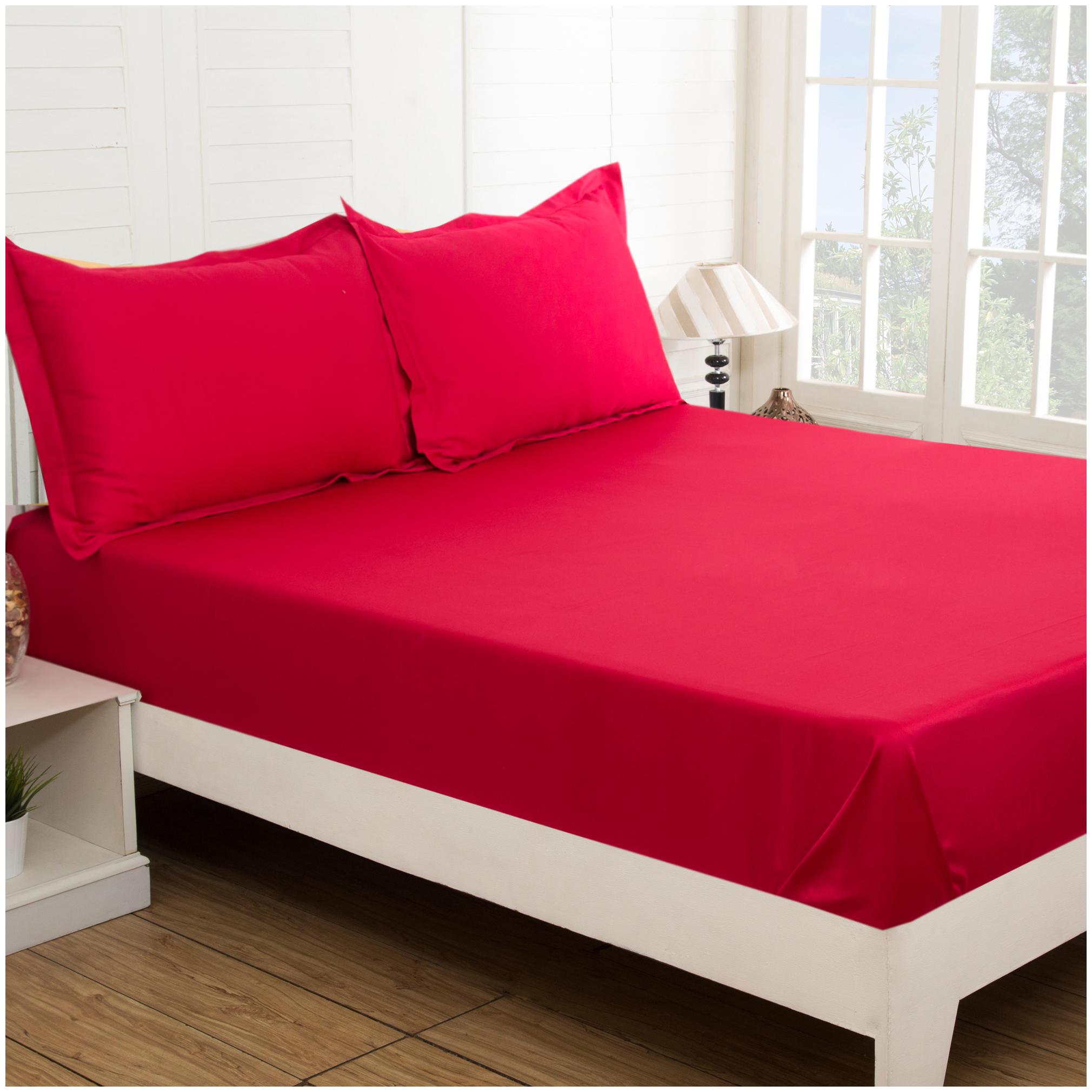

Maspar Cotton Solid King Size Bedsheet 300 TC ( 1 Bedsheet With 2 Pillow Covers Red )