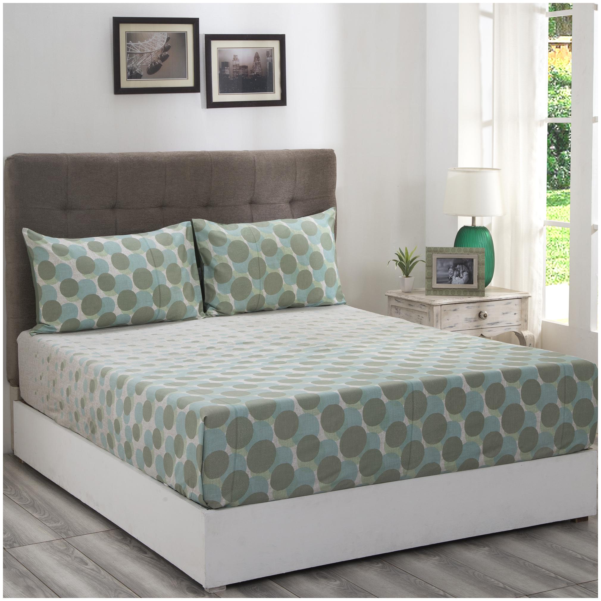 

Maspar Cotton Geometric Queen Size Bedsheet 210 TC ( 1 Bedsheet With 2 Pillow Covers Green )