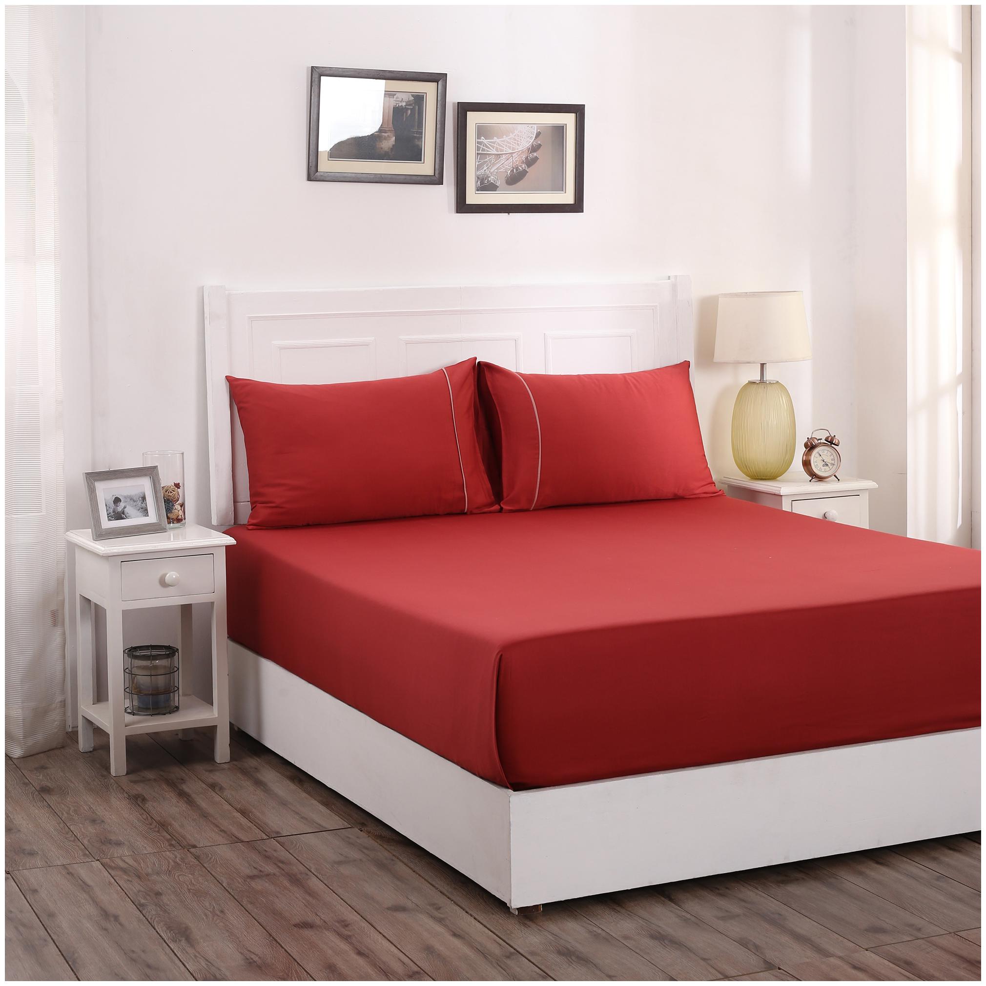 

Maspar Cotton Solid Double Size Bedsheet 300 TC ( 1 Bedsheet With 2 Pillow Covers Red )
