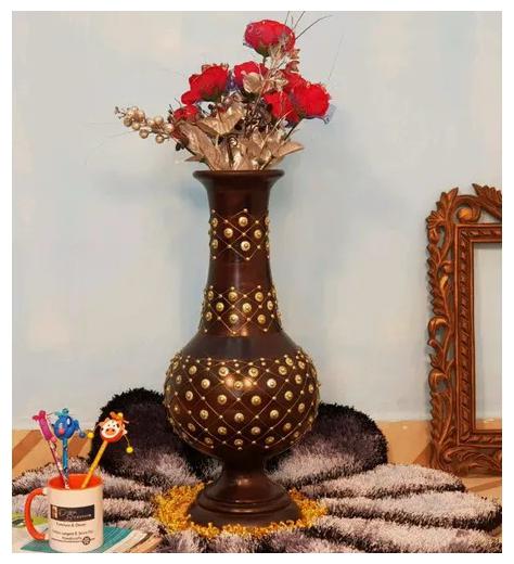 

Onlineshoppee Wooden Brass Work Flower Vase