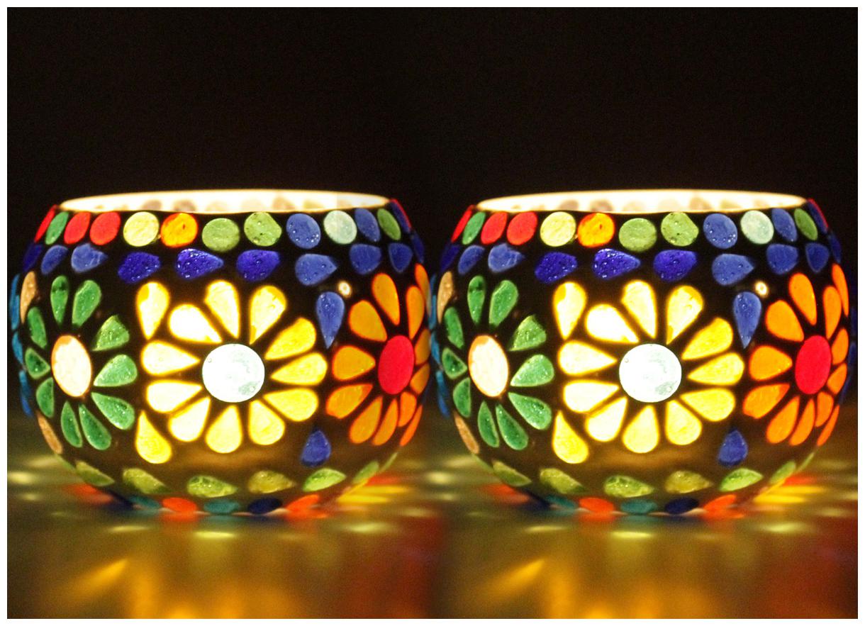 

PeepalComm Hand made Glass T-light Candle Holder set of 2 with 4 Tlight Candle free for Birthday Anniversary Diwali Christmas Hotel Spa Festival (7x7cm)