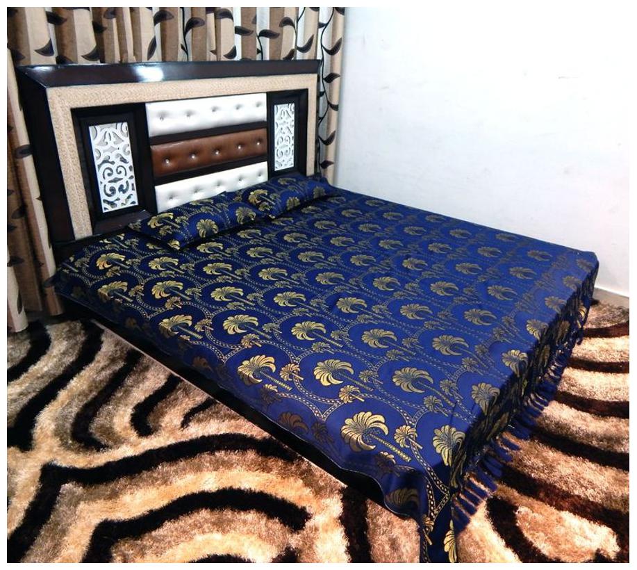 

Peponi Jacqard Double Bedsheet (Bed-cover) With Two Pillow Cover