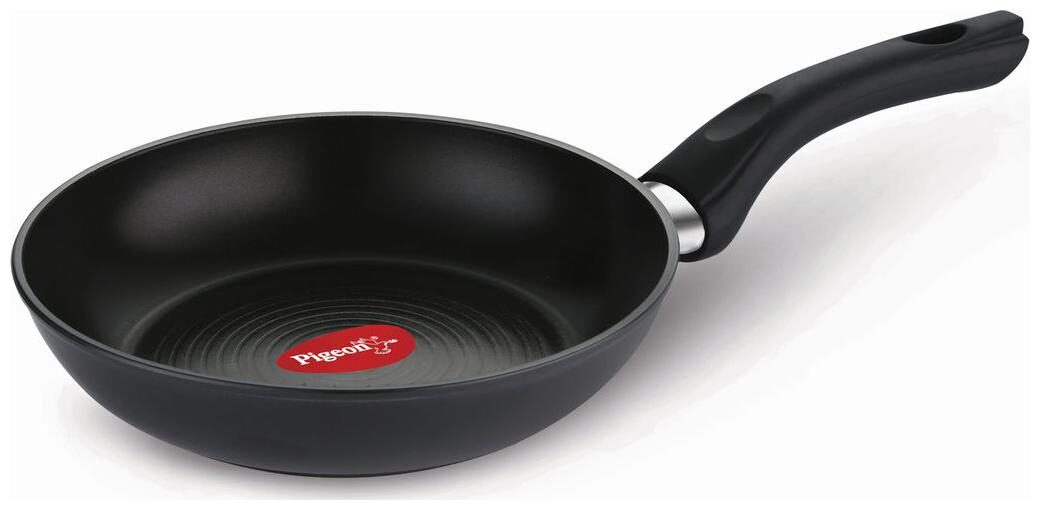 Pigeon Titanium Fry Pan 24 cm diameter Hard Anodised, Non Stick