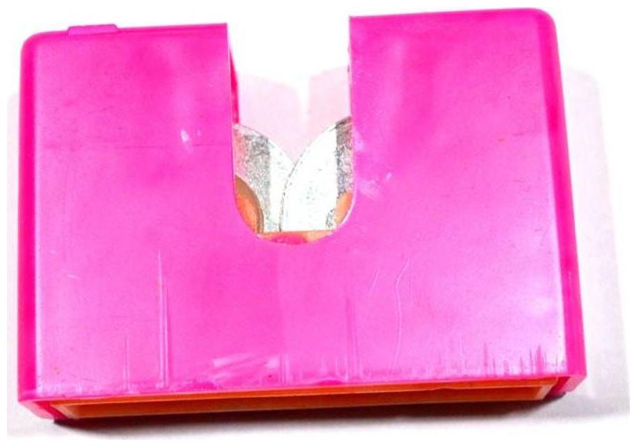 

Pin to Pen Mini Manudal Knife Sharpner Knife Sharpening Steel (Iron Plastic)