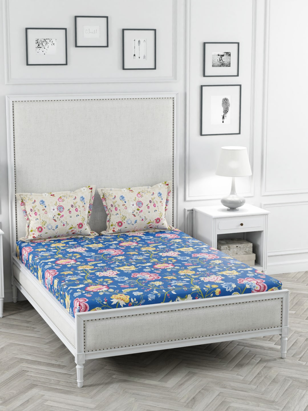 

Portico New York Cotton Printed King Size Bedsheet 144 TC ( 1 Bedsheet With 2 Pillow Covers Multi )