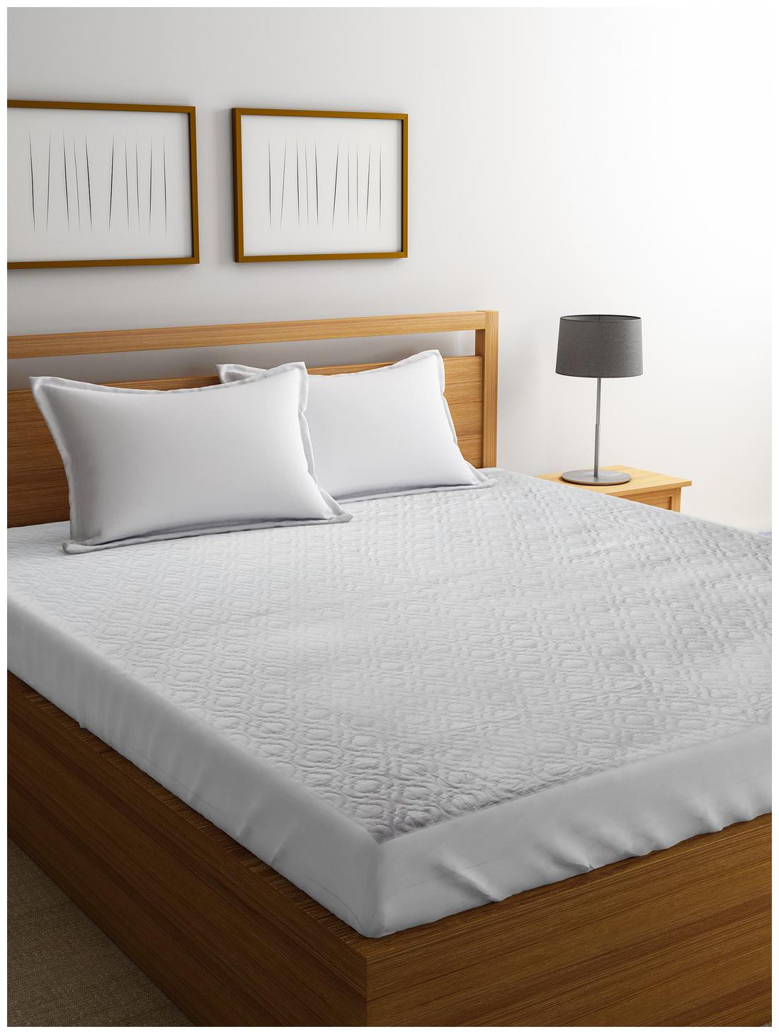 

Portico New York Cotton Large Mattress protectors