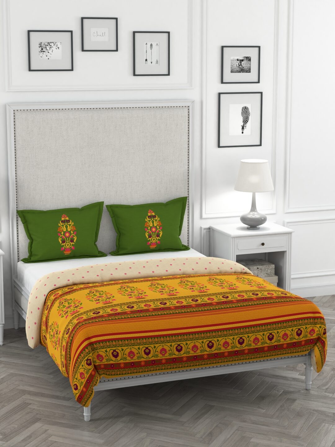 

Portico New York Cotton Printed King Size Bedsheet 220 TC ( 1 Bedsheet With 2 Pillow Covers Multi )