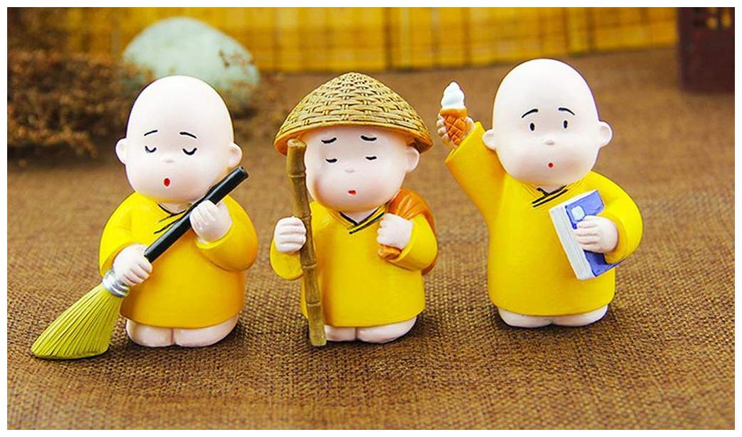 

Ra-Rock Little Monk Ornament Lovely Doll Toy