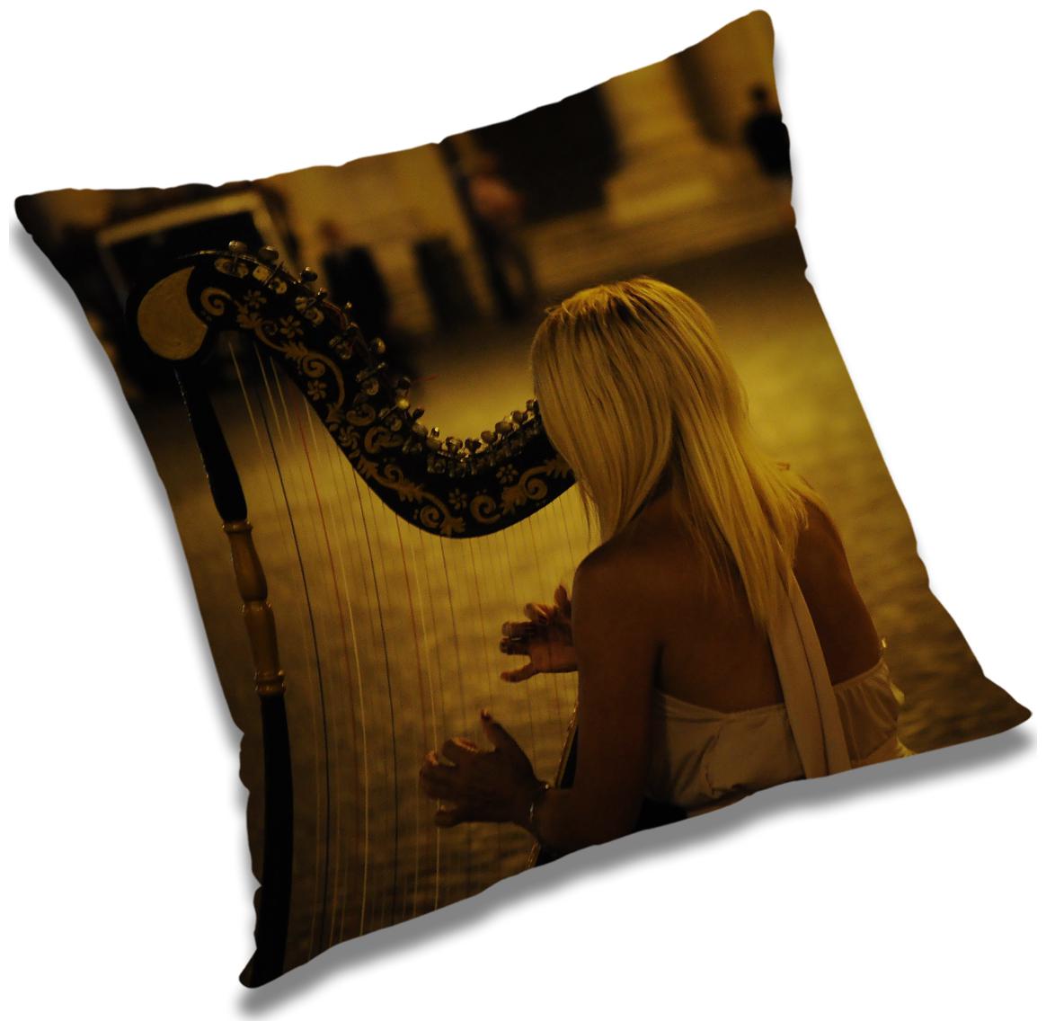 

RADANYA 3D Printed Cushion Cover with Filler Set 16x16 inch