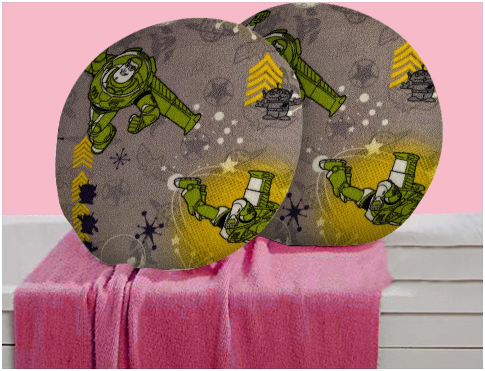 

RADANYA Abstract Digitally Printed Round Cushion Cover Pillow Case With Filler Home D cor Set of 2 16 inch Gray