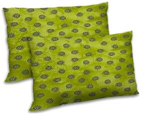 RADANYA Polyester Abstract Pillow Covers ( Pack of 2 , Green )