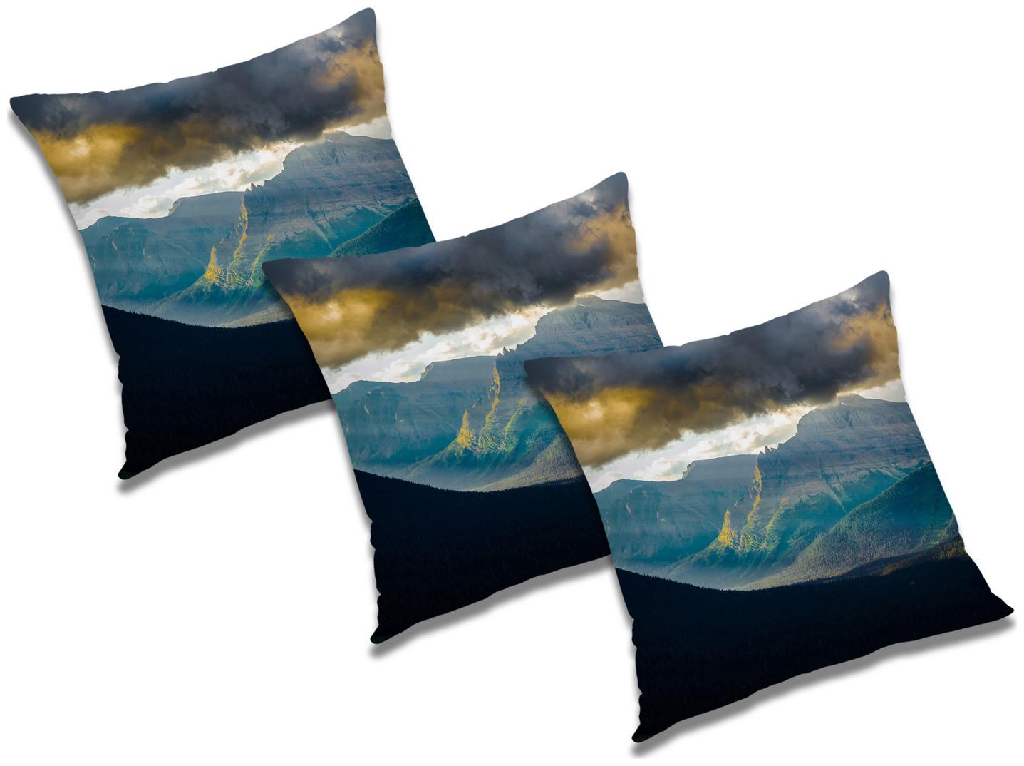

RADANYA Abstract Cushion Cover with Filler (Set of 3) 18x18 inch