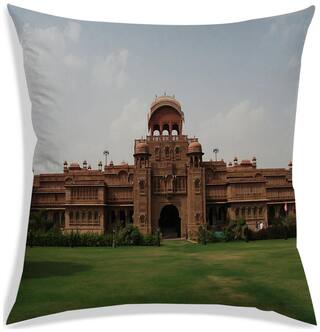RADANYA Printed Polyester Brown Cushion Cover ( Large , Pack of 1 )