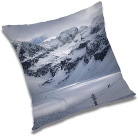 RADANYA Printed Cushion Cover with Filler Set 18x18 inch