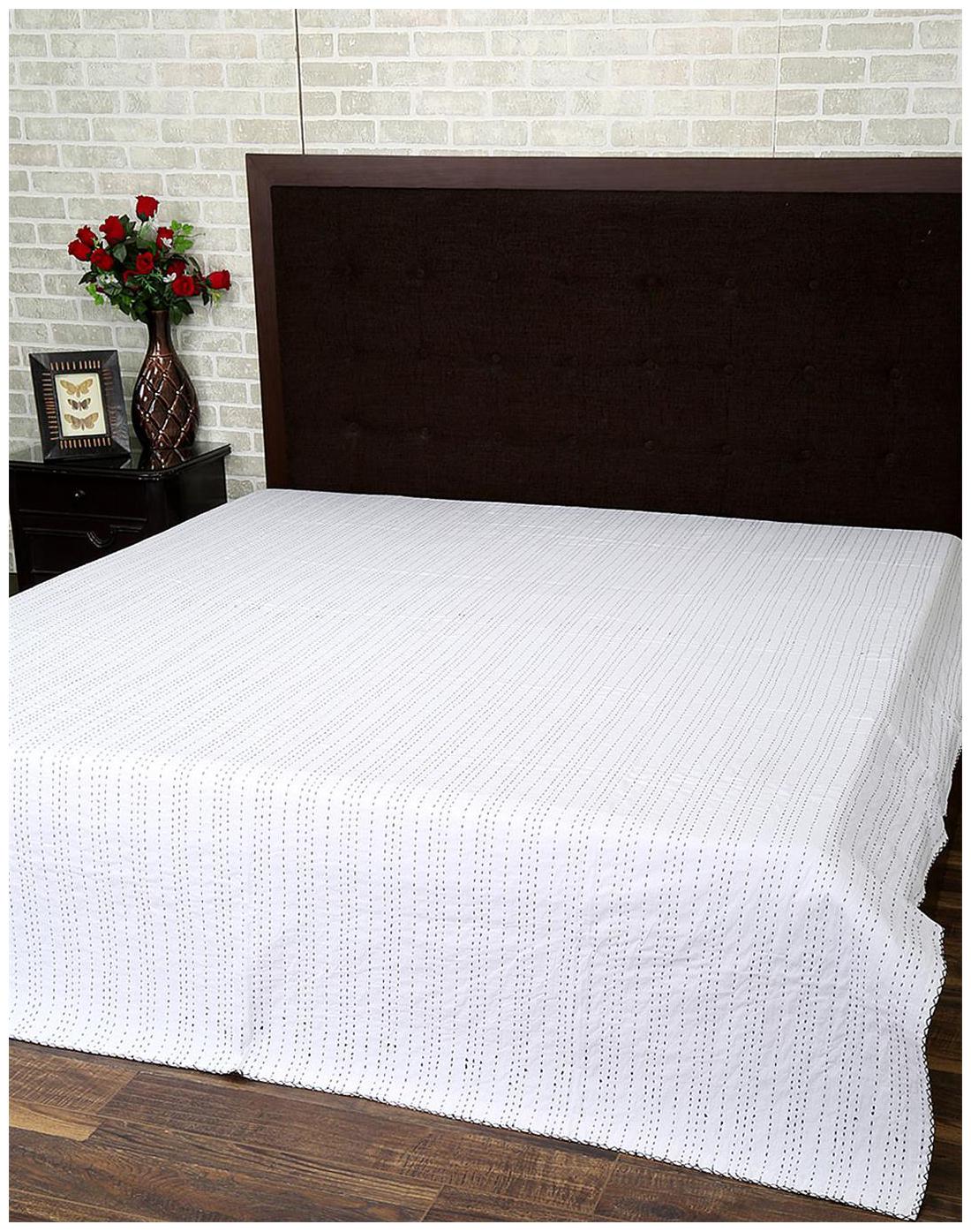 

Rajrang Cotton Printed Double Size Bedsheet 104 TC ( 1 Bedsheet With 2 Pillow Covers White )