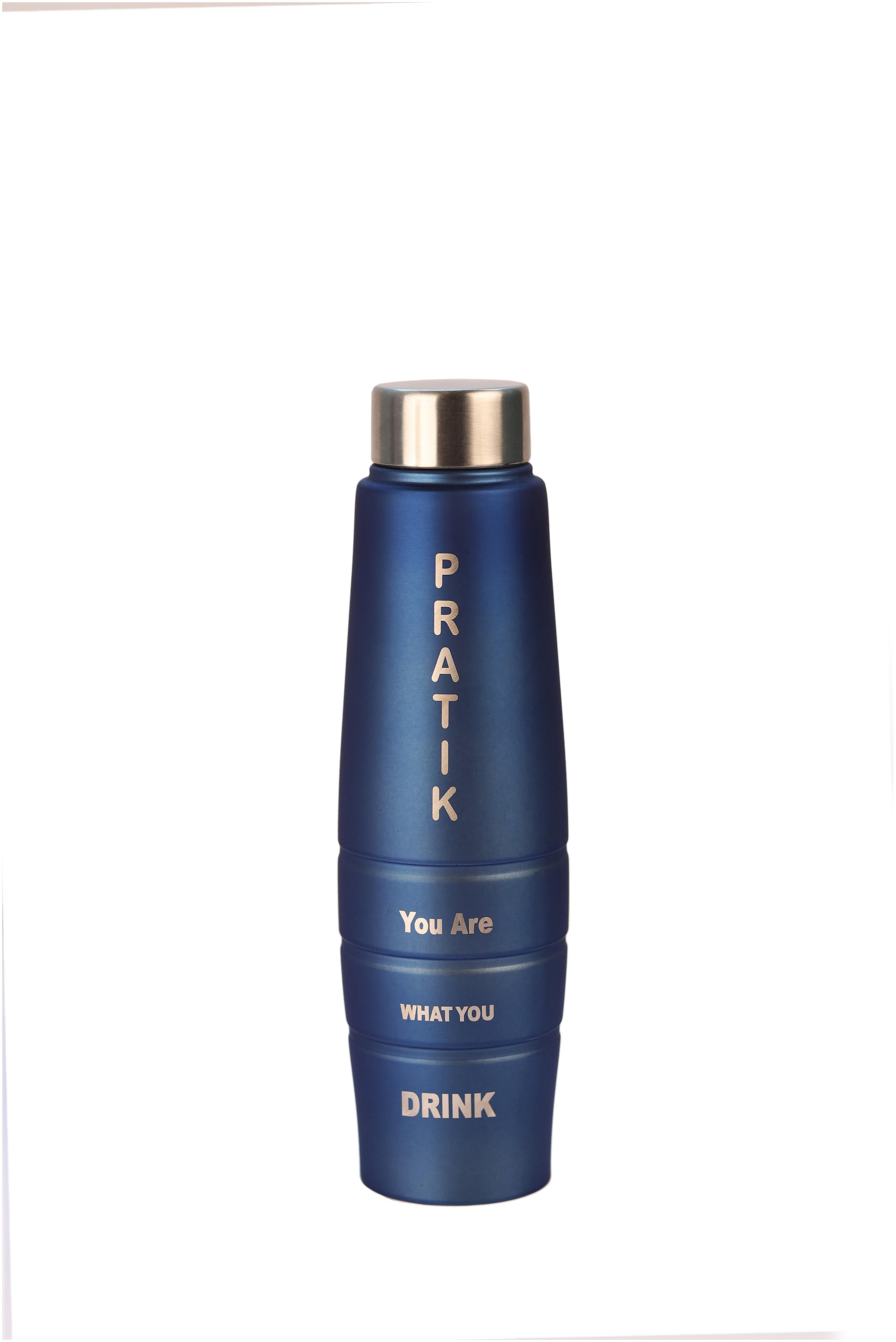 

Red Moments Stainless Steel Blue Water Bottle ( 750 ml Set of 1 )