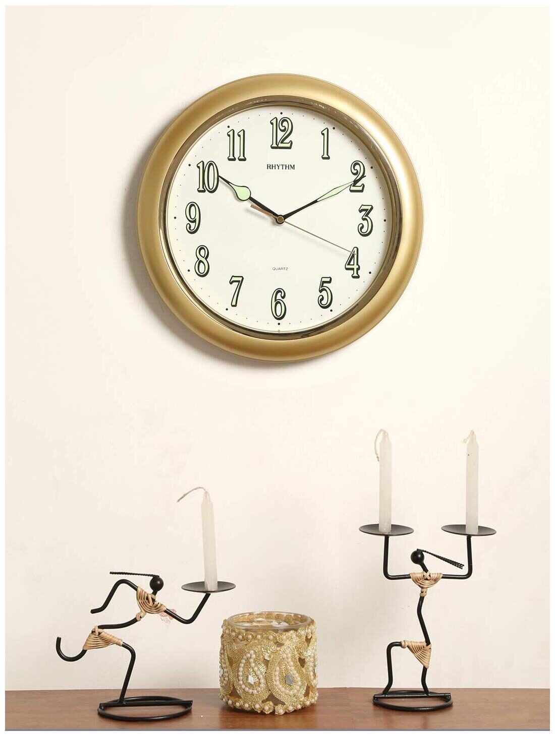 

Rhythm Plastic Analog Wall clock ( Set of 1 )