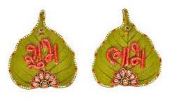 

SAARTHI Handmade Wooden Auspicious Decorative Stone Kundan Studded Shubh Labh Door Hanging - Pan Shaped
