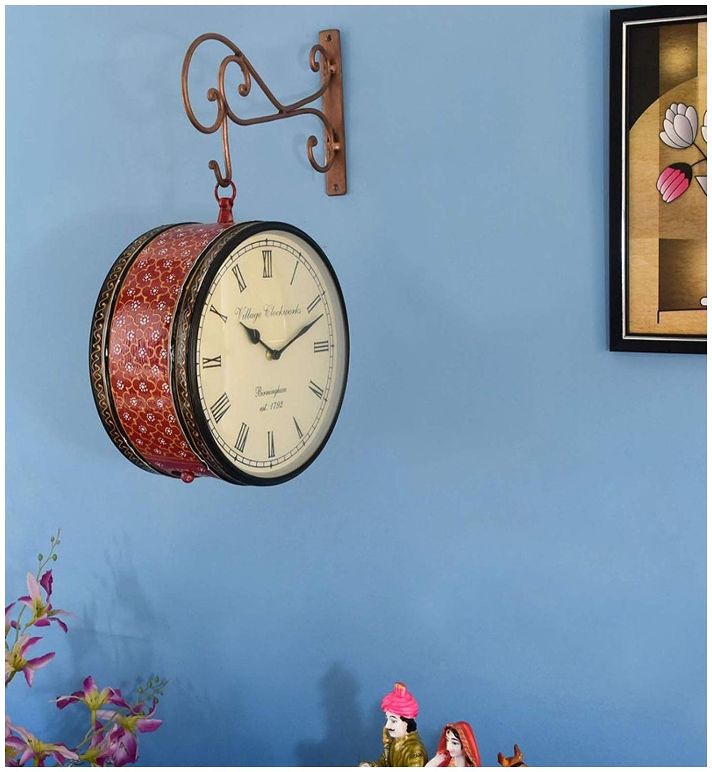 

Satya Vipal Metal Analog Wall clock ( Set of 1 )